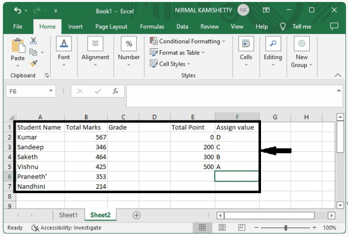 如何在Excel中根据数字范围指定一个值或类别？