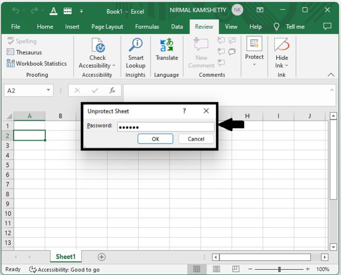 如何允许在Excel中编辑受保护的工作表中的对象？