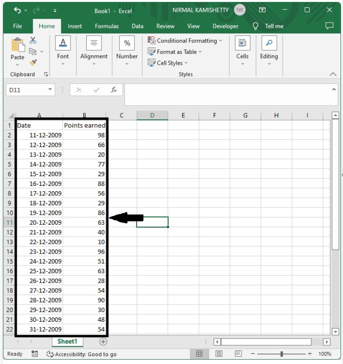 如何在Excel中滚动时始终保持图表在视图中？