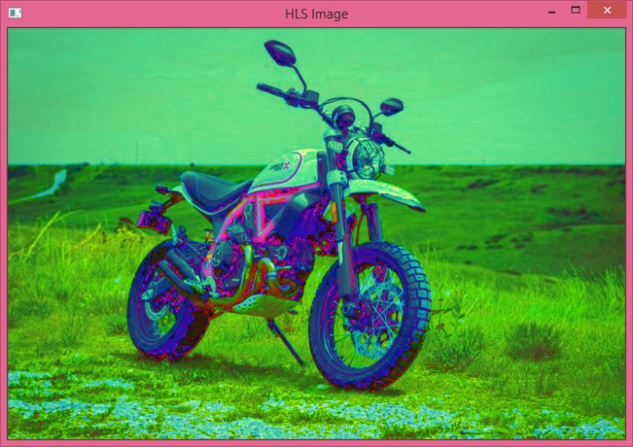 如何使用Python在OpenCV中将彩色图像转换为HLS？